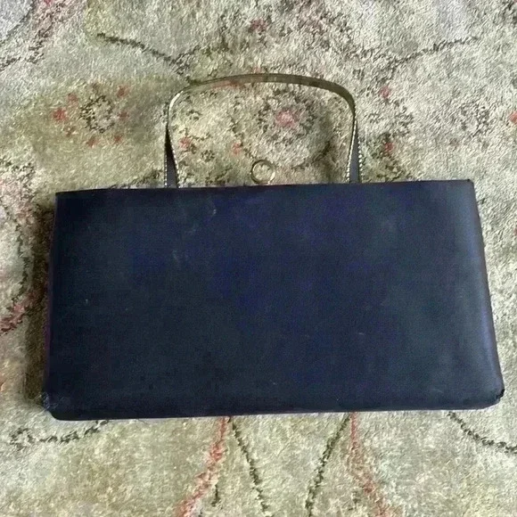 Vintage 50s/60s Andé black silk clutch - Picture 16 of 16
